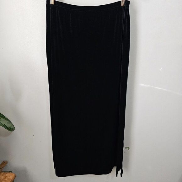 EUC NOTATIONS BLACK VELVET SLID SIDES MAXI SKIRT SIZE L - Picture 1 of 9
